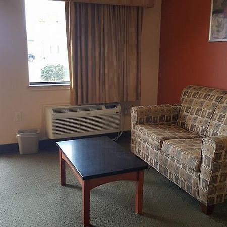Budgetel Inn And Suites Hearne エクステリア 写真