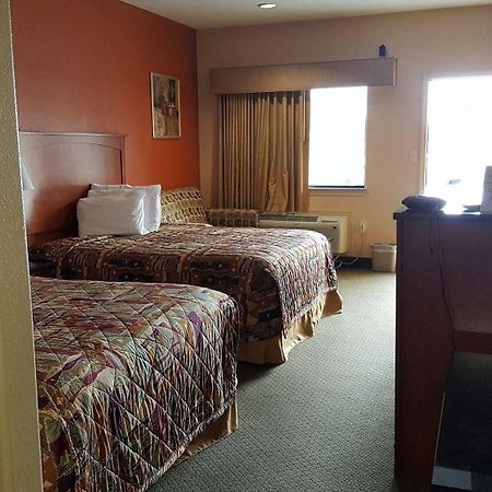 Budgetel Inn And Suites Hearne エクステリア 写真