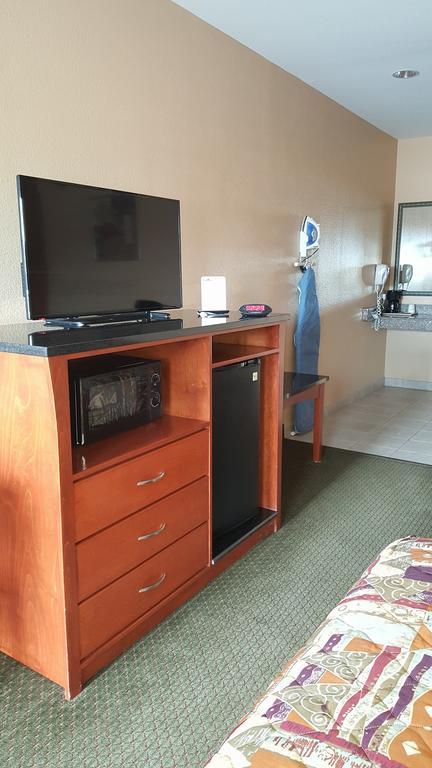 Budgetel Inn And Suites Hearne エクステリア 写真